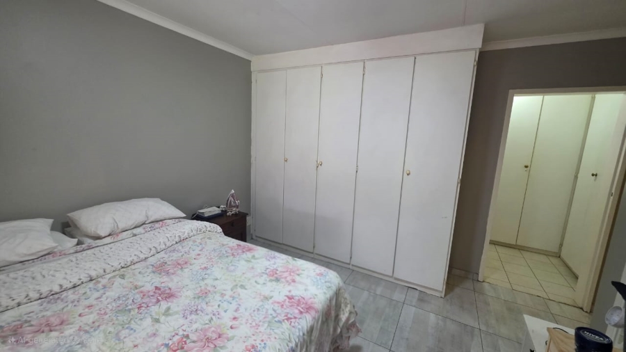 4 Bedroom Property for Sale in Doornpoort Gauteng