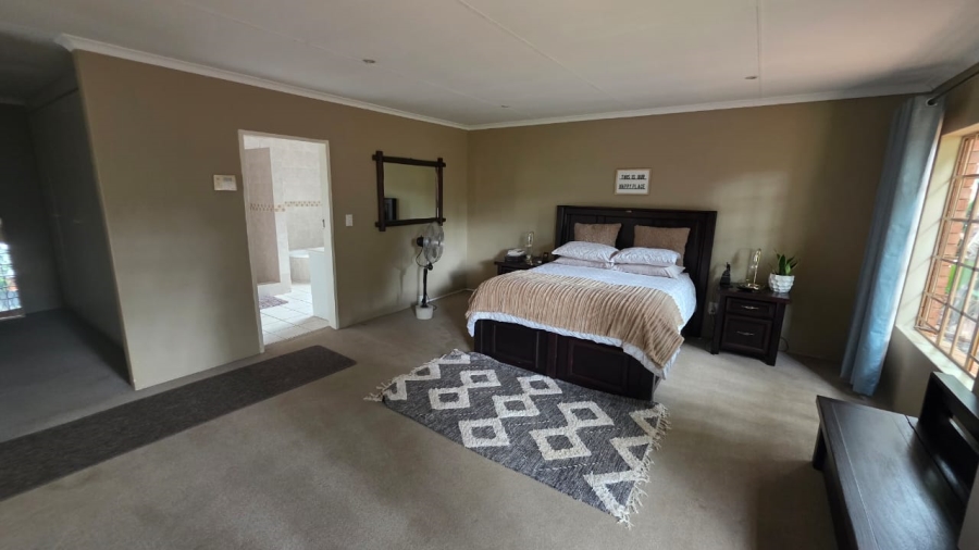 4 Bedroom Property for Sale in Doornpoort Gauteng