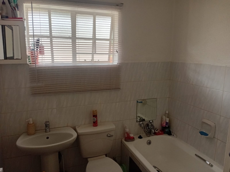 3 Bedroom Property for Sale in Magalieskruin Gauteng