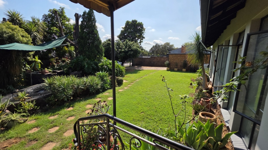3 Bedroom Property for Sale in Magalieskruin Gauteng