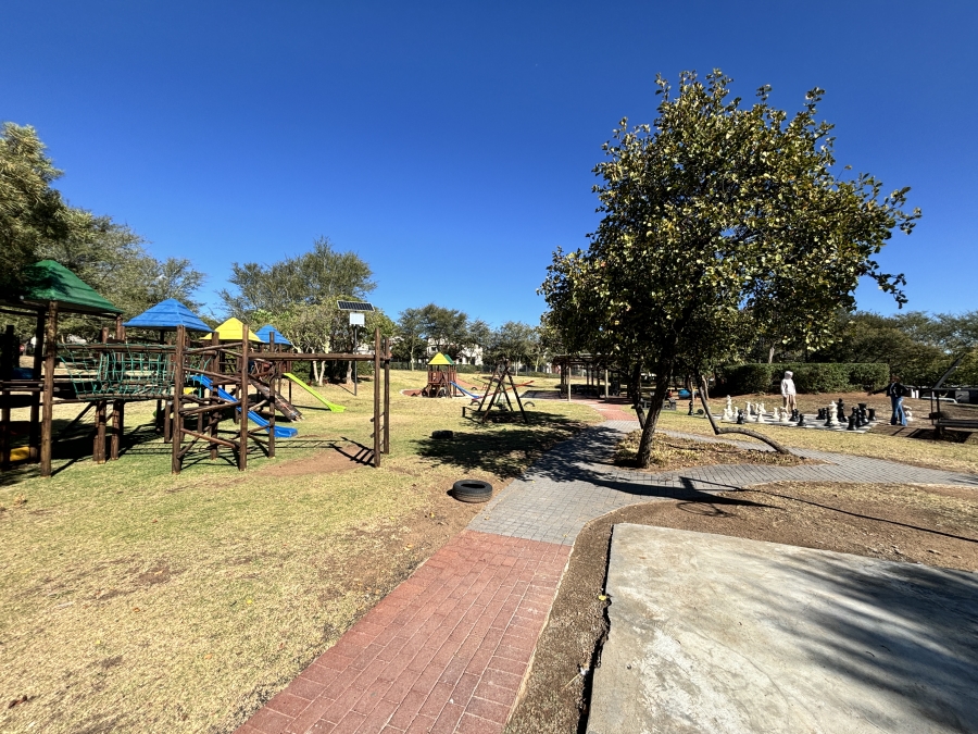 To Let 1 Bedroom Property for Rent in Jackal Creek Golf Estate Gauteng