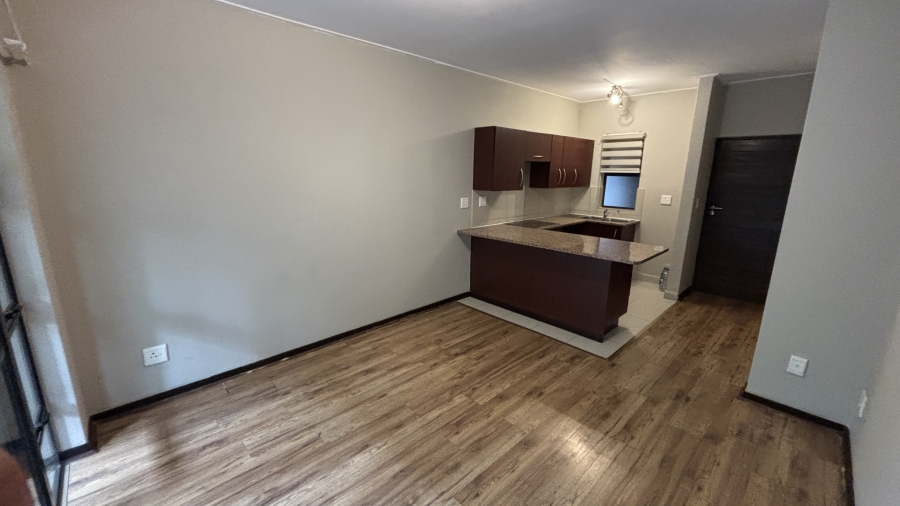 To Let 1 Bedroom Property for Rent in Jackal Creek Golf Estate Gauteng