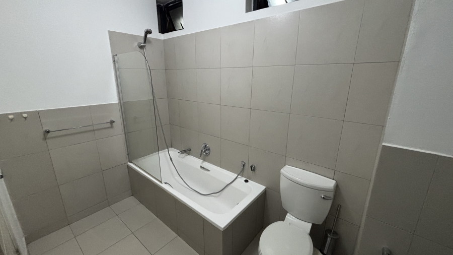 To Let 1 Bedroom Property for Rent in Jackal Creek Golf Estate Gauteng