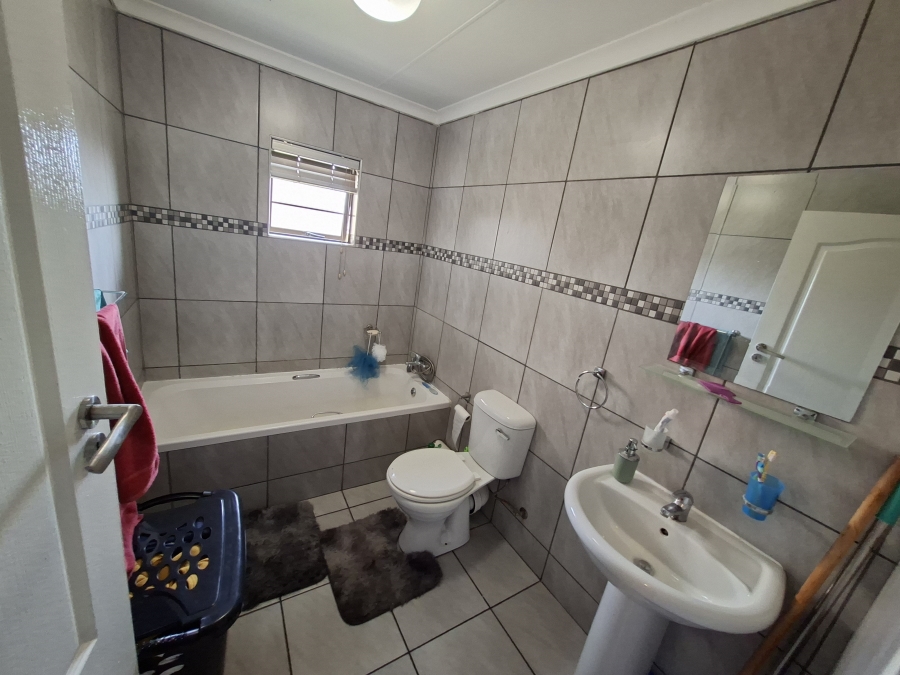 3 Bedroom Property for Sale in Parkrand Gauteng