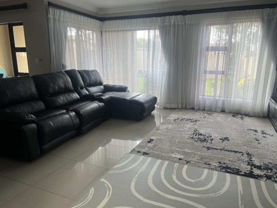 3 Bedroom Property for Sale in Raslouw Gauteng