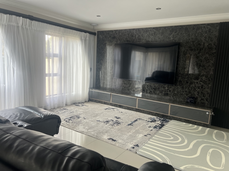 3 Bedroom Property for Sale in Raslouw Gauteng
