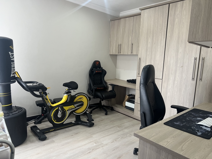 3 Bedroom Property for Sale in Raslouw Gauteng