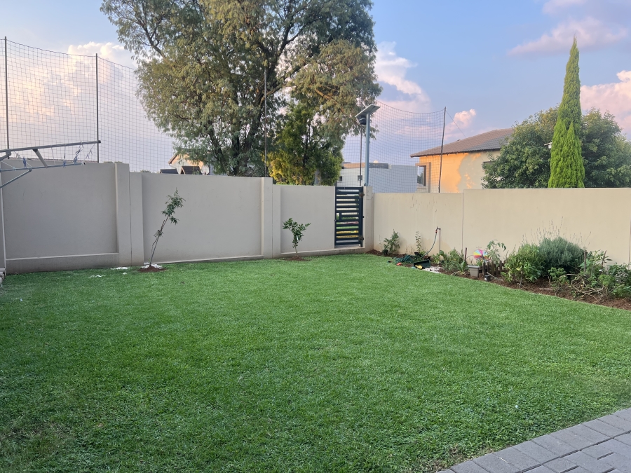 3 Bedroom Property for Sale in Raslouw Gauteng