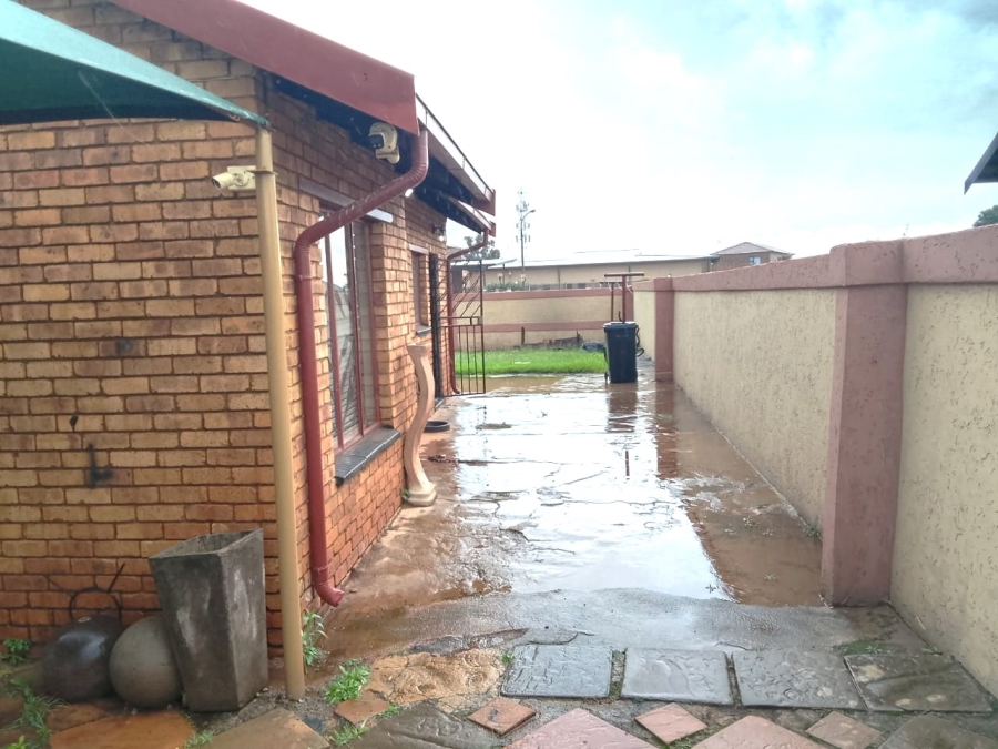 3 Bedroom Property for Sale in Villa Liza Gauteng