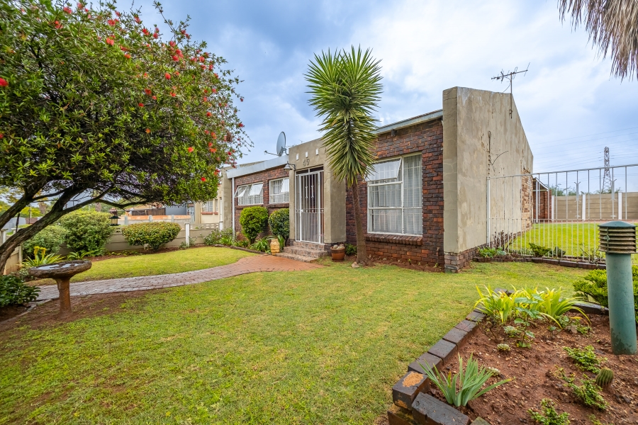 3 Bedroom Property for Sale in Florida Gauteng