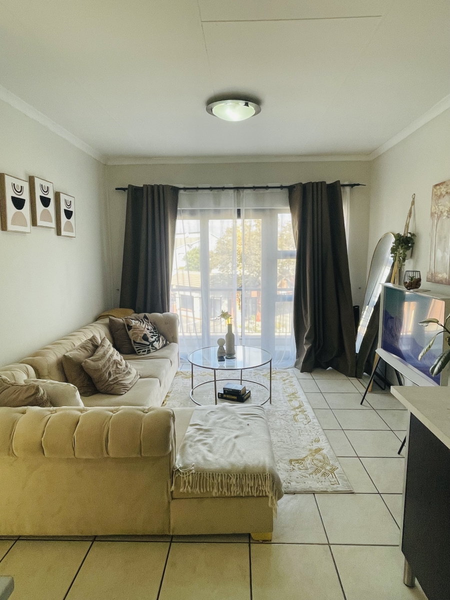 To Let 2 Bedroom Property for Rent in North Riding Gauteng