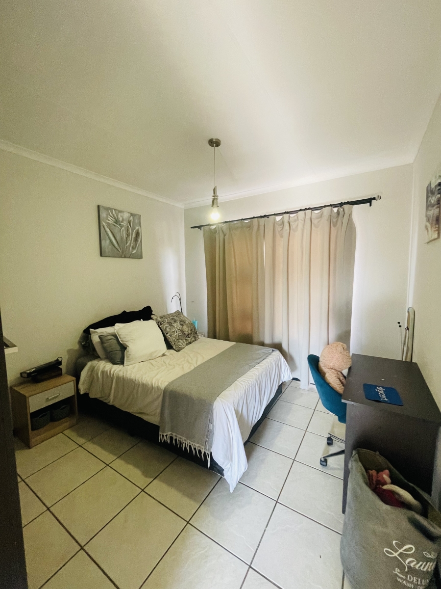 To Let 2 Bedroom Property for Rent in North Riding Gauteng