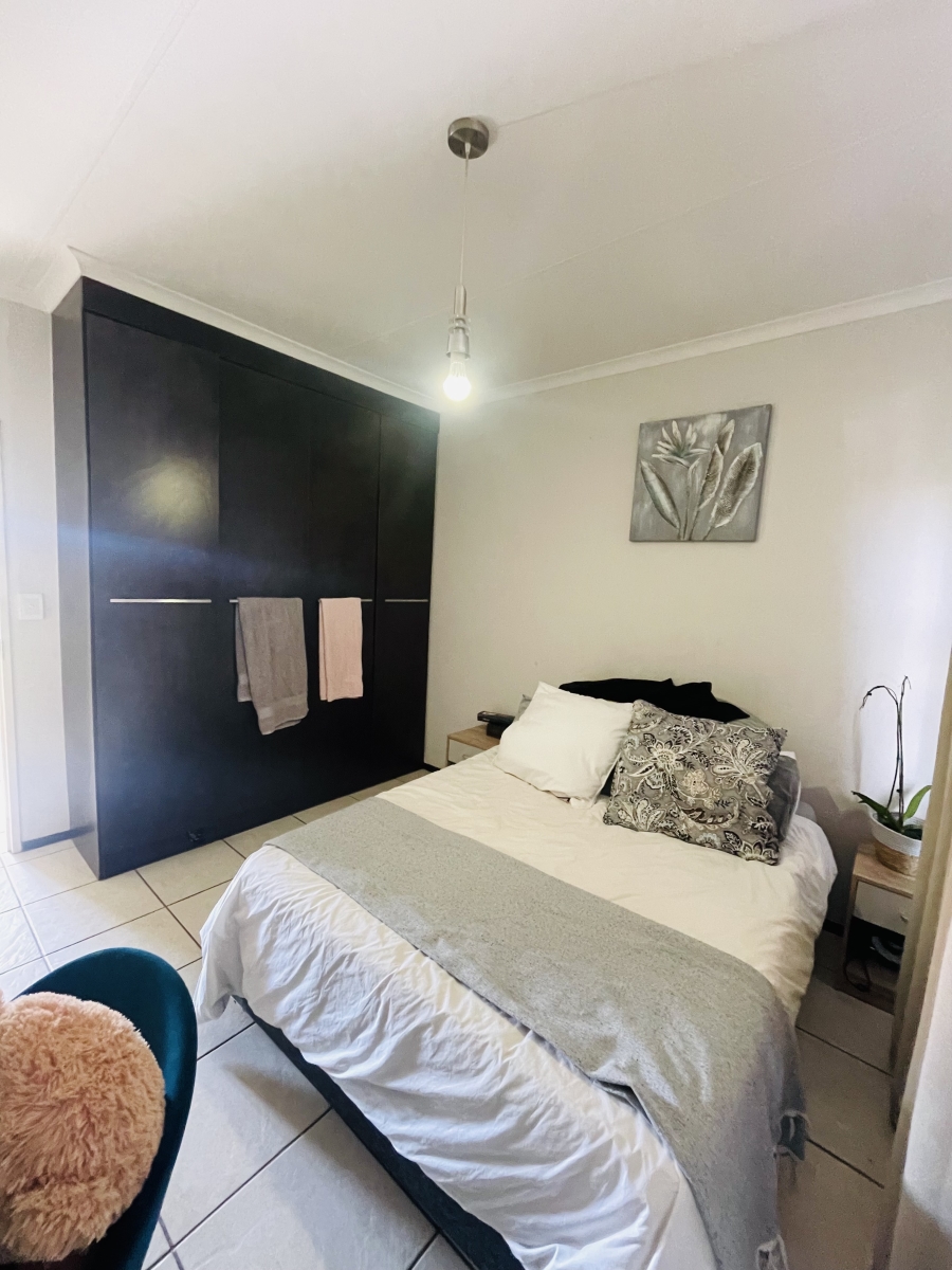 To Let 2 Bedroom Property for Rent in North Riding Gauteng