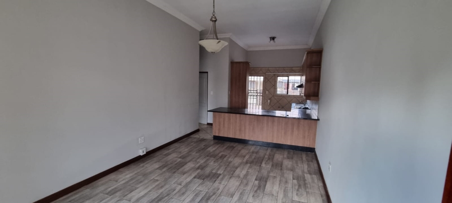 To Let 2 Bedroom Property for Rent in Comet Gauteng