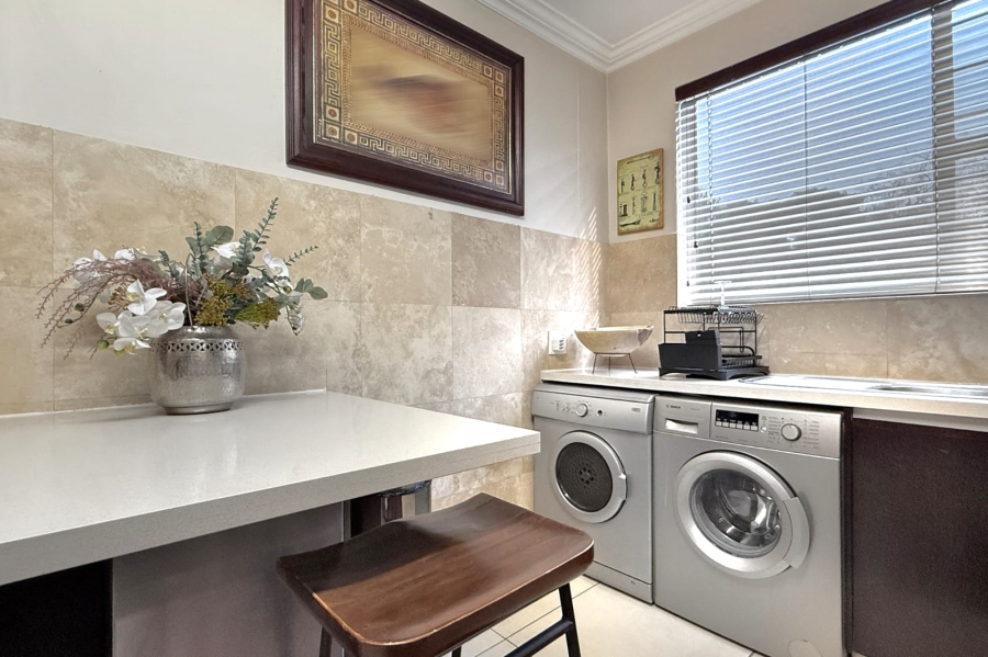 To Let 3 Bedroom Property for Rent in Hyde Park Gauteng