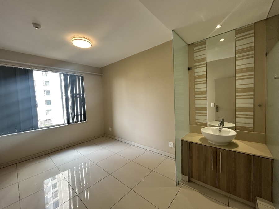 To Let 2 Bedroom Property for Rent in Rosebank Gauteng