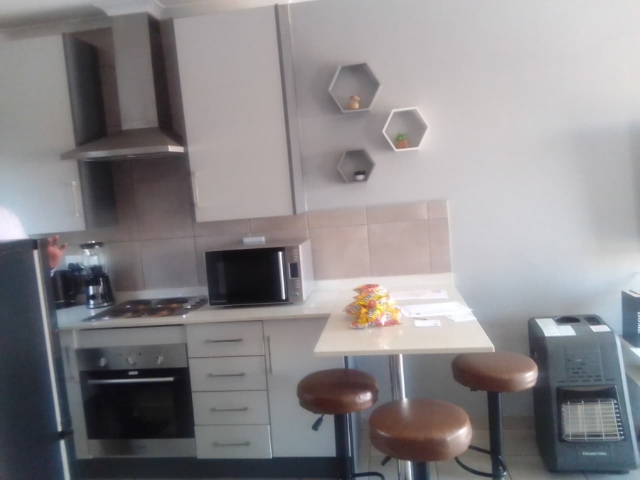 2 Bedroom Property for Sale in Groblerpark Gauteng