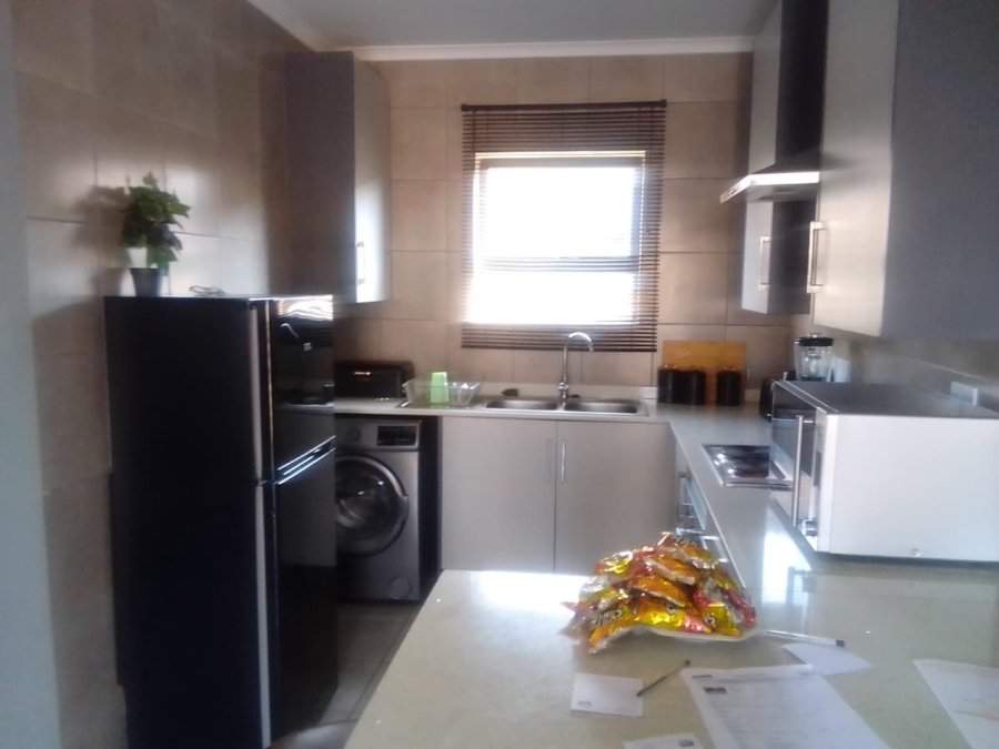 2 Bedroom Property for Sale in Groblerpark Gauteng