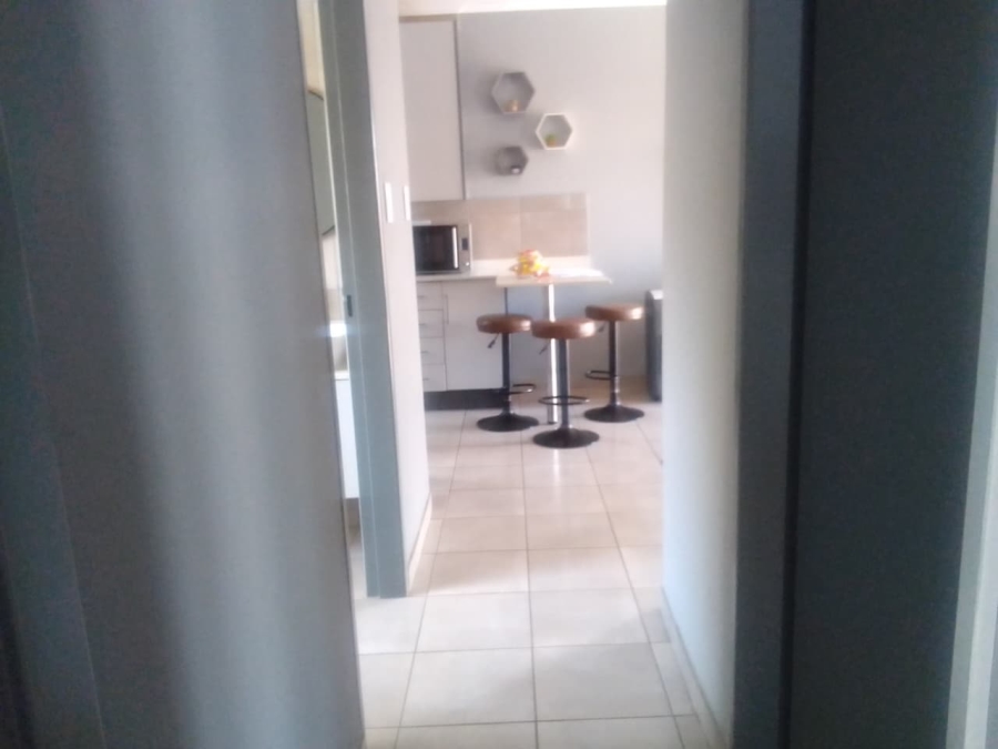 2 Bedroom Property for Sale in Groblerpark Gauteng