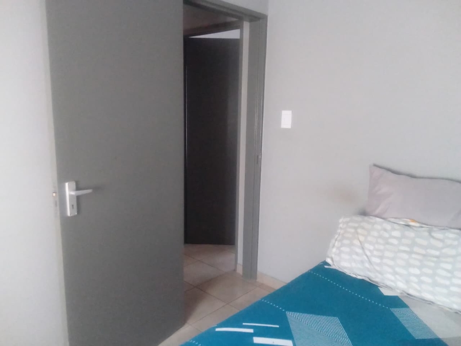 2 Bedroom Property for Sale in Groblerpark Gauteng