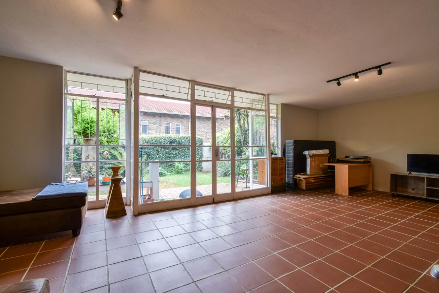 3 Bedroom Property for Sale in Garsfontein Gauteng