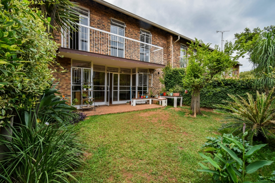 3 Bedroom Property for Sale in Garsfontein Gauteng