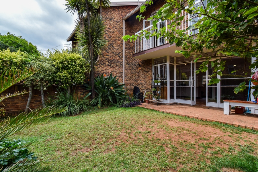 3 Bedroom Property for Sale in Garsfontein Gauteng