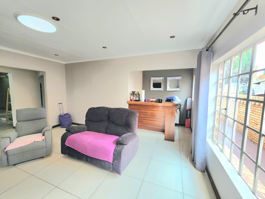 3 Bedroom Property for Sale in Sunward Park Gauteng