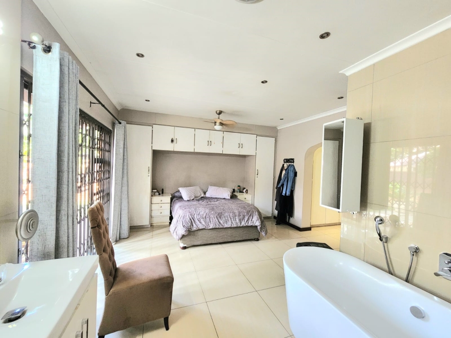 3 Bedroom Property for Sale in Sunward Park Gauteng