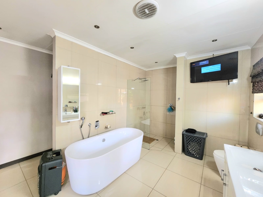 3 Bedroom Property for Sale in Sunward Park Gauteng