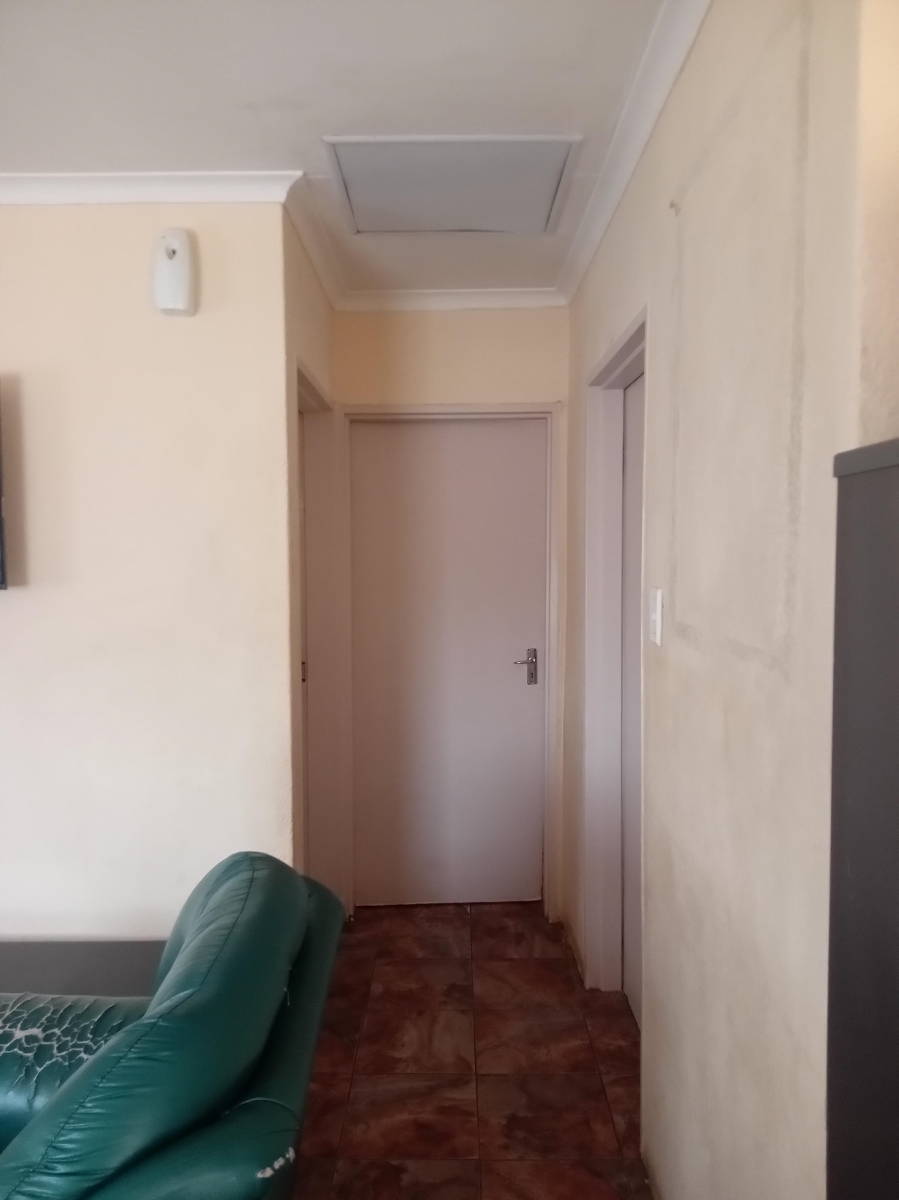 2 Bedroom Property for Sale in Soshanguve VV Gauteng