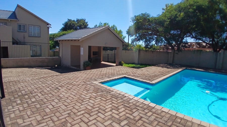 To Let 2 Bedroom Property for Rent in Northgate Gauteng