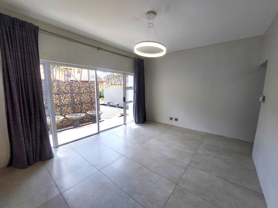 5 Bedroom Property for Sale in Waterkloof Ridge Gauteng