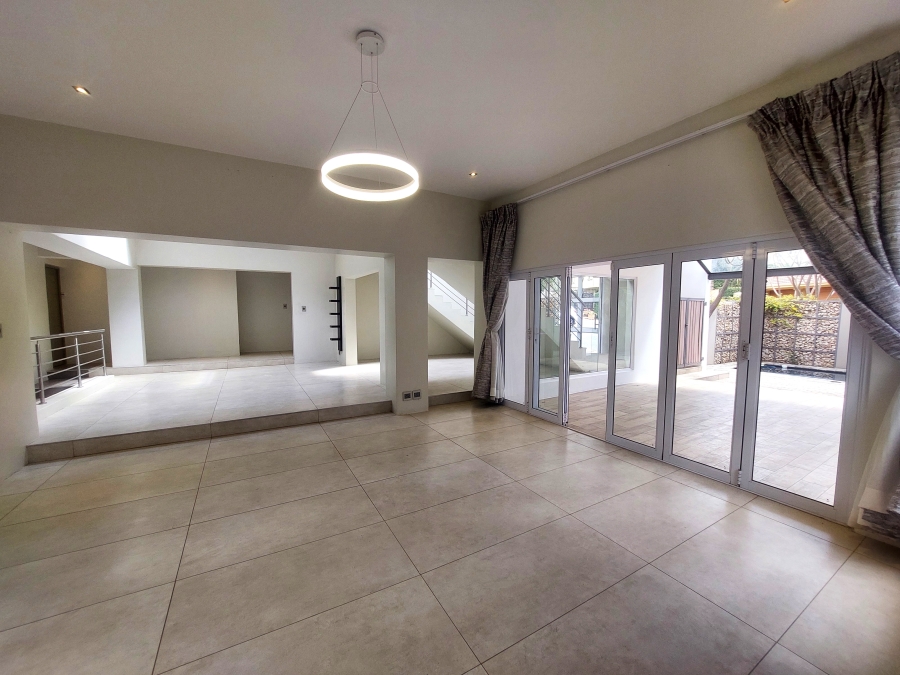 5 Bedroom Property for Sale in Waterkloof Ridge Gauteng