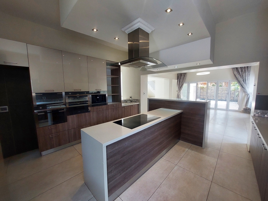 5 Bedroom Property for Sale in Waterkloof Ridge Gauteng