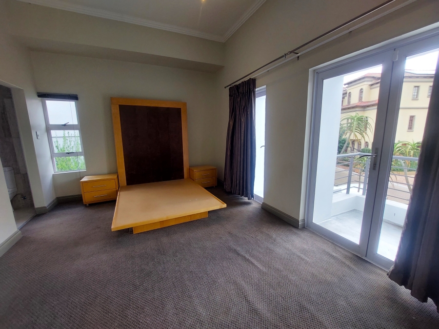 5 Bedroom Property for Sale in Waterkloof Ridge Gauteng