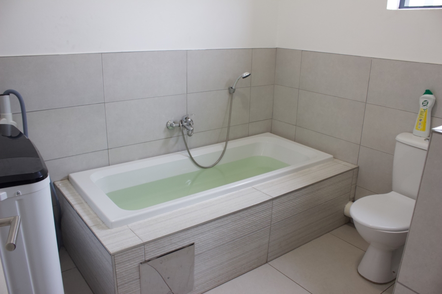 2 Bedroom Property for Sale in Pomona Gauteng