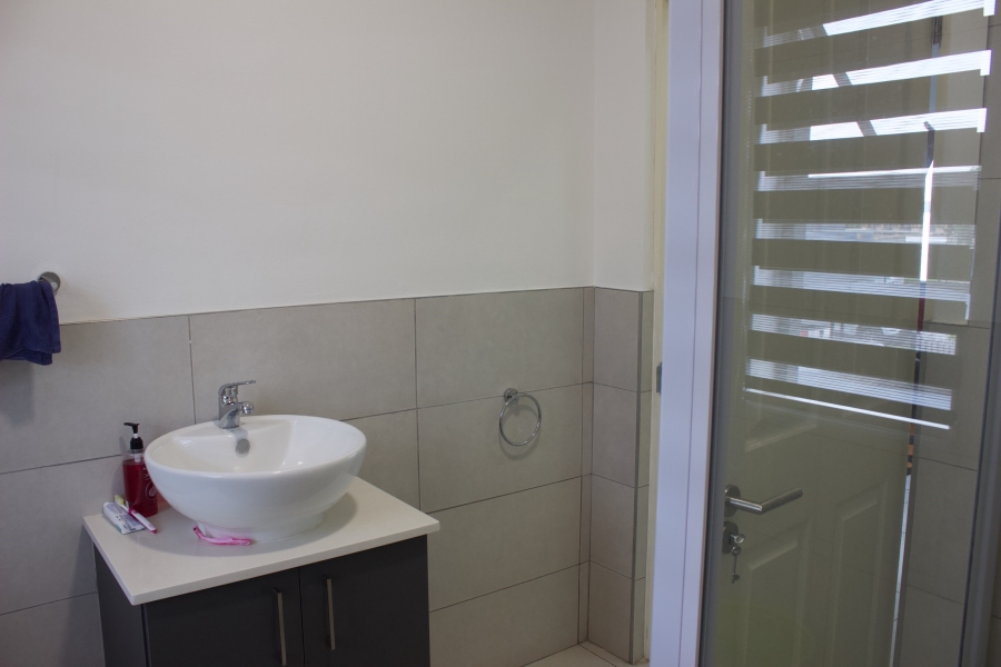 2 Bedroom Property for Sale in Pomona Gauteng