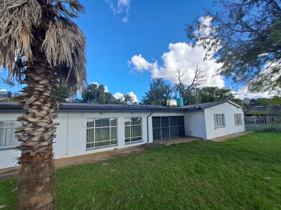 4 Bedroom Property for Sale in Spaarwater Gauteng