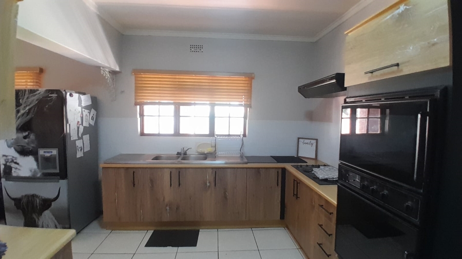 4 Bedroom Property for Sale in Carletonville Central Gauteng