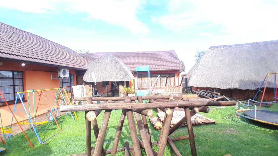 3 Bedroom Property for Sale in Carletonville Central Gauteng