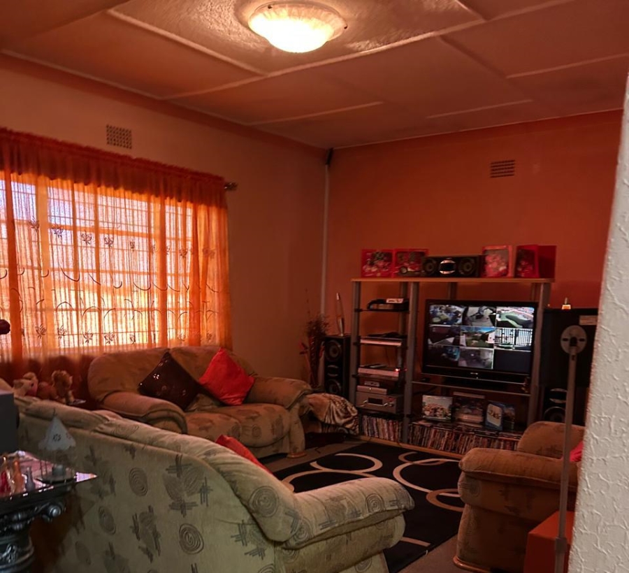 3 Bedroom Property for Sale in Carletonville Central Gauteng