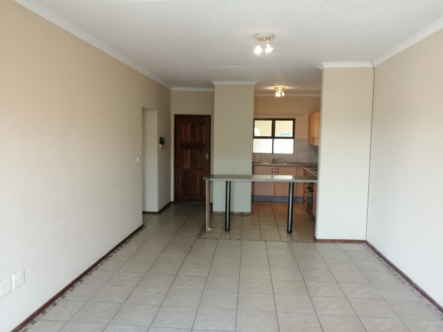 2 Bedroom Property for Sale in Erand Gardens Gauteng