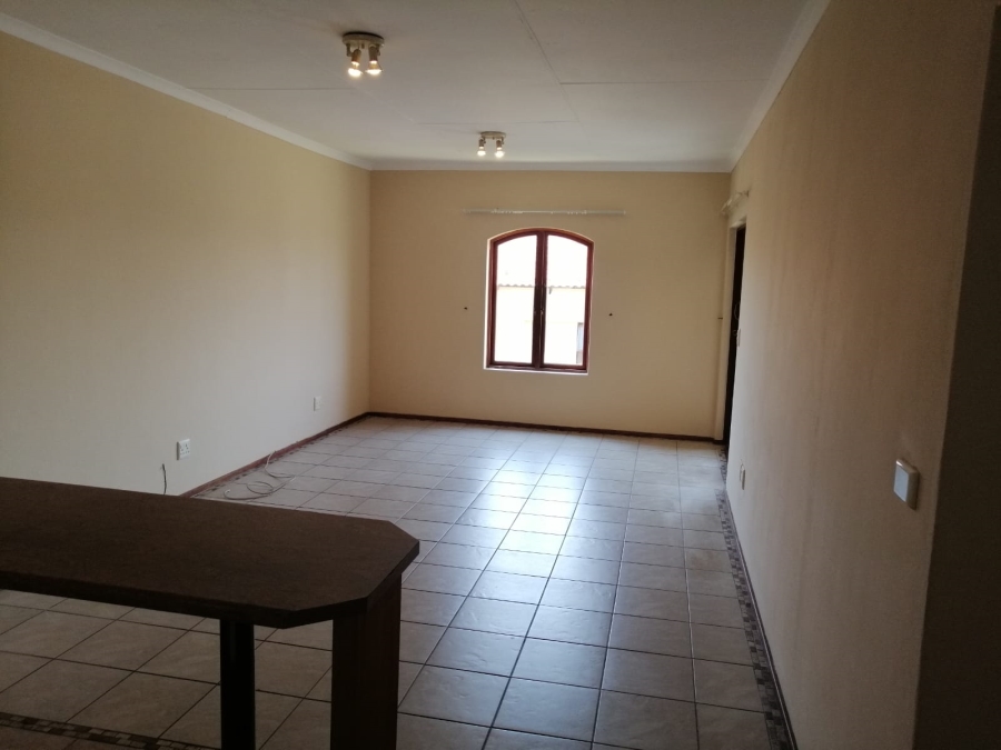 2 Bedroom Property for Sale in Erand Gardens Gauteng
