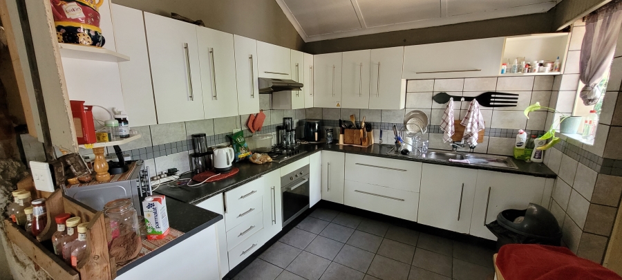 3 Bedroom Property for Sale in Bonaero Park Gauteng
