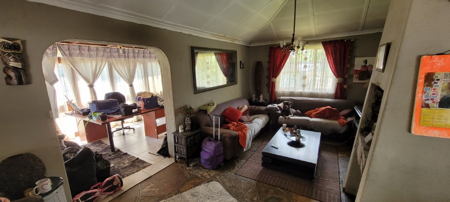 3 Bedroom Property for Sale in Bonaero Park Gauteng