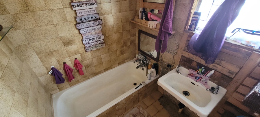 3 Bedroom Property for Sale in Bonaero Park Gauteng