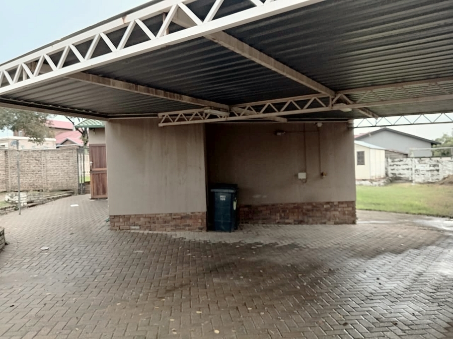 3 Bedroom Property for Sale in Elandspark Gauteng
