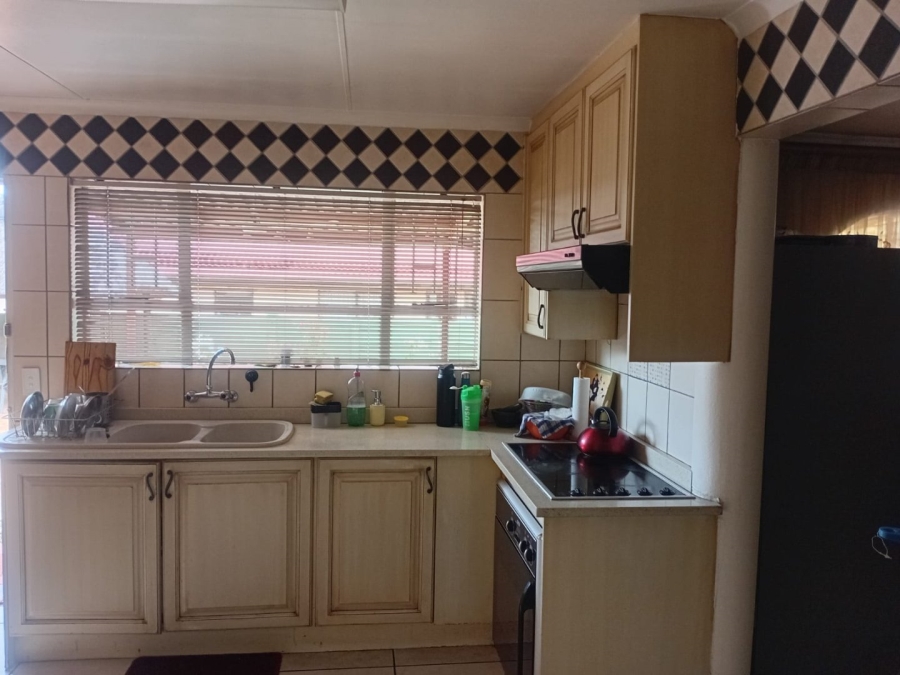 4 Bedroom Property for Sale in Montana Gauteng