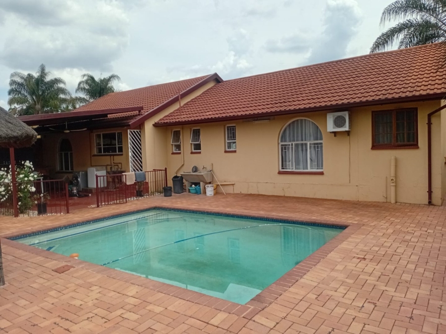 4 Bedroom Property for Sale in Montana Gauteng